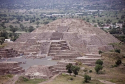 Mexico, pyramide aztèque de la Lune
