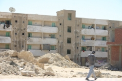 A côté des hôtels pour touristes, la pauvreté (Egypte)
