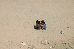 Enfants Bdouins dans le Dsert Arabique (Egypte)